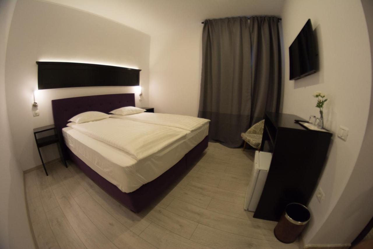 לינה וארוחת בוקר דבה Casa Branga מראה חיצוני תמונה